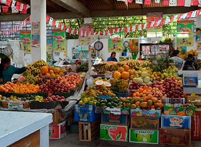 Tour por la ciudad de Cusco + Mercado local medio día En bicicleta